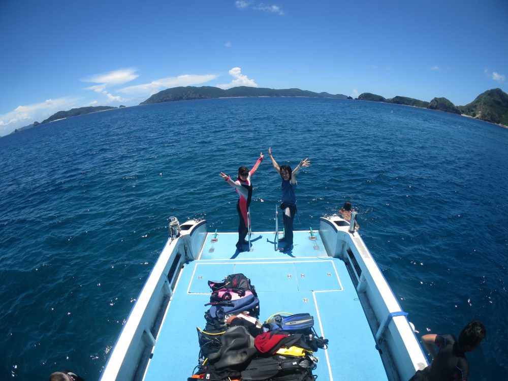 Wお祝い 沖縄本島ダイビング ファンダイビングはオーシャンビーチ北谷 Wお祝い 沖縄本島ダイビング ファンダイビングはオーシャンビーチ北谷